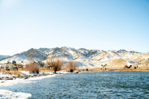 Fly Fishing Wyoming famous Miracle mile for big rainbow and brown trout